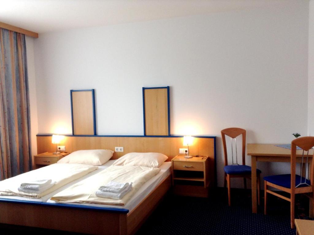 Hotel Thalinger Hof Kronstorf Pokoj fotografie